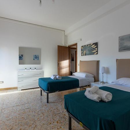 Apartament Pisa Quiet And Bright Flats With Balcony Zewnętrze zdjęcie