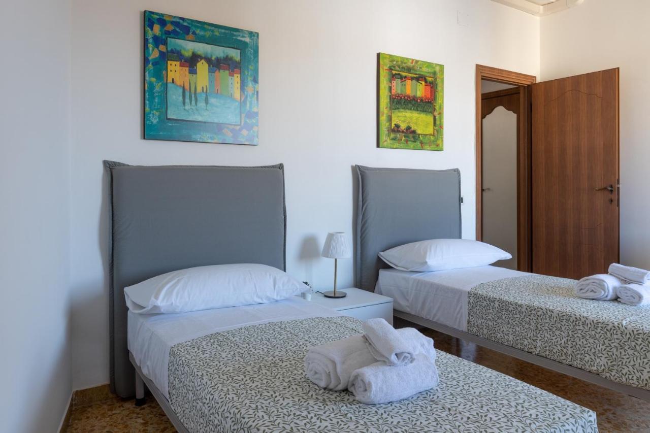 Apartament Pisa Quiet And Bright Flats With Balcony Zewnętrze zdjęcie